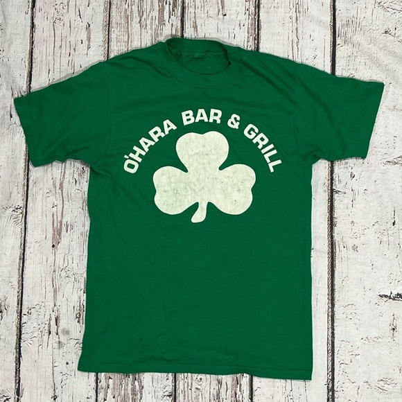 Vintage 80s Single Stitch O'Hara Bar & Grill Shamrock Irish Ireland 1980s Tshirt - Picture 1 of 6